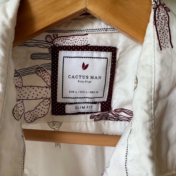 Cactus man button down L - Picture 2 of 2